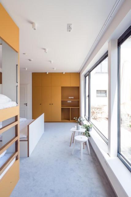 Hotel A Hostinec Slunce Osecna Bagian luar foto