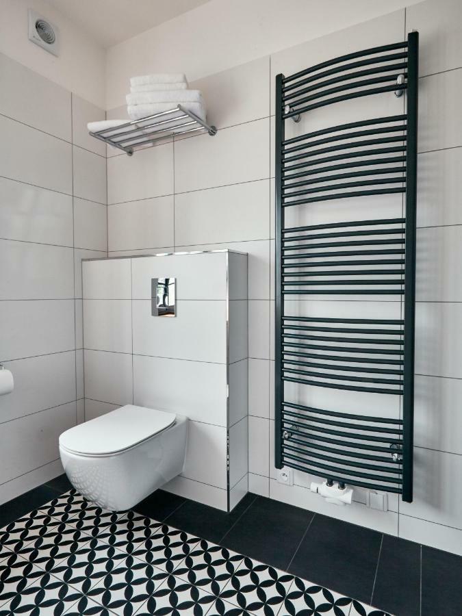 Hotel A Hostinec Slunce Osecna Bagian luar foto